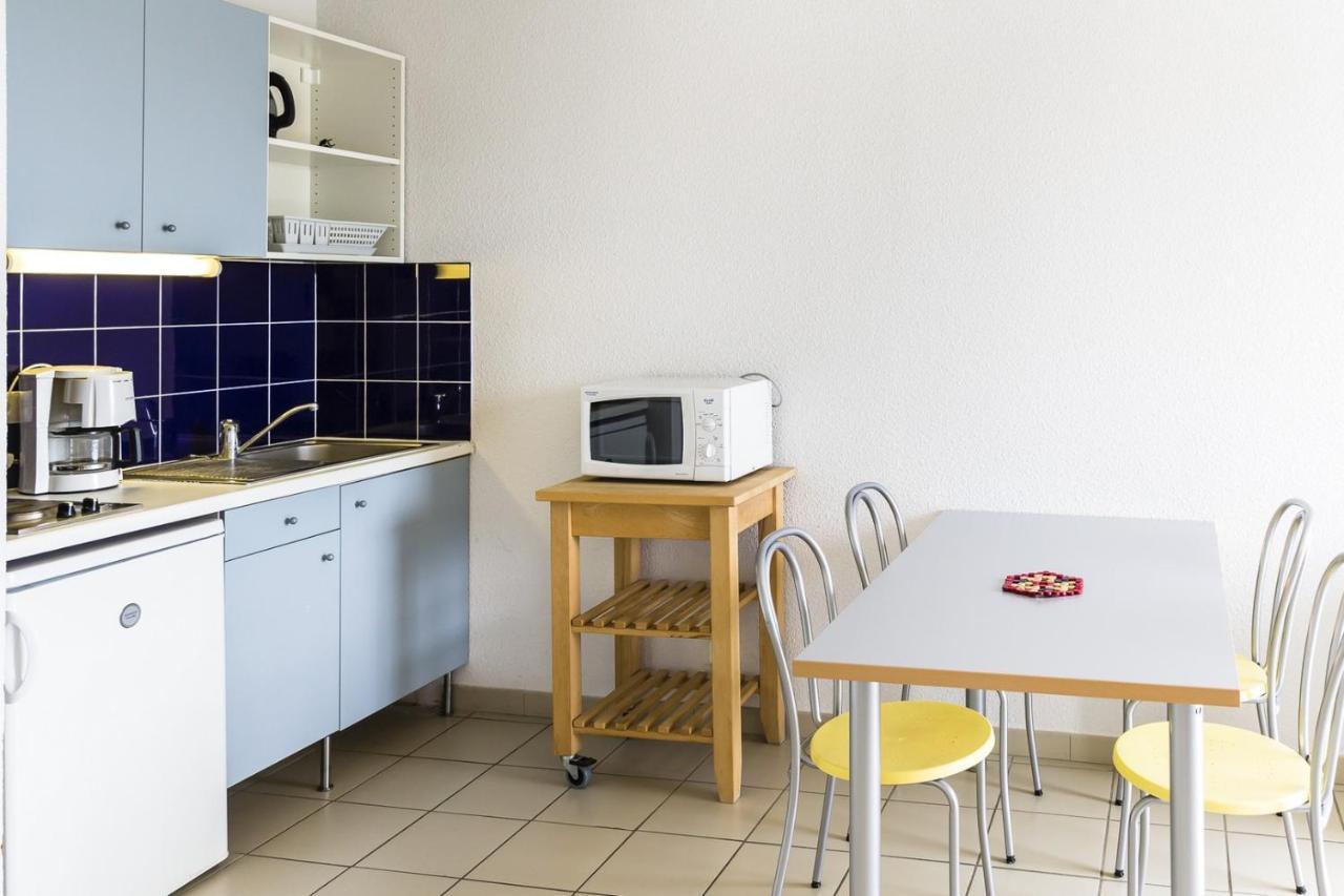 Ulvf Les Romarins Aparthotel Fleury  Εξωτερικό φωτογραφία