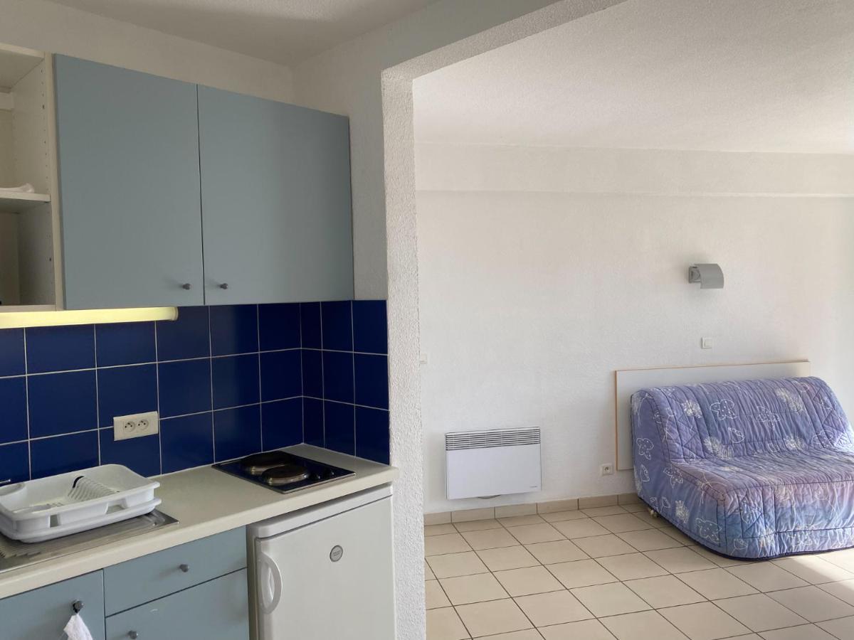 Ulvf Les Romarins Aparthotel Fleury  Εξωτερικό φωτογραφία