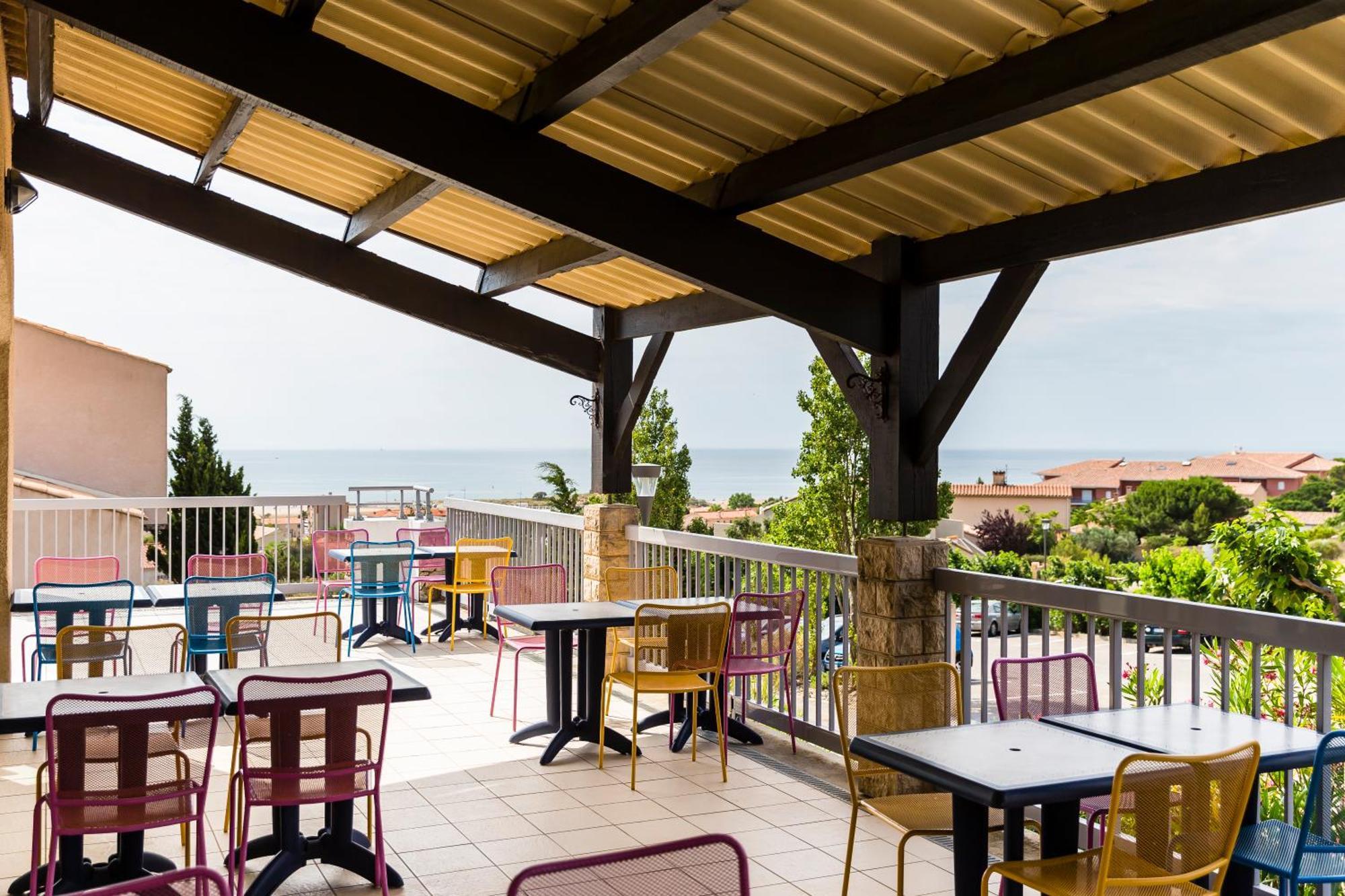 Ulvf Les Romarins Aparthotel Fleury  Εξωτερικό φωτογραφία