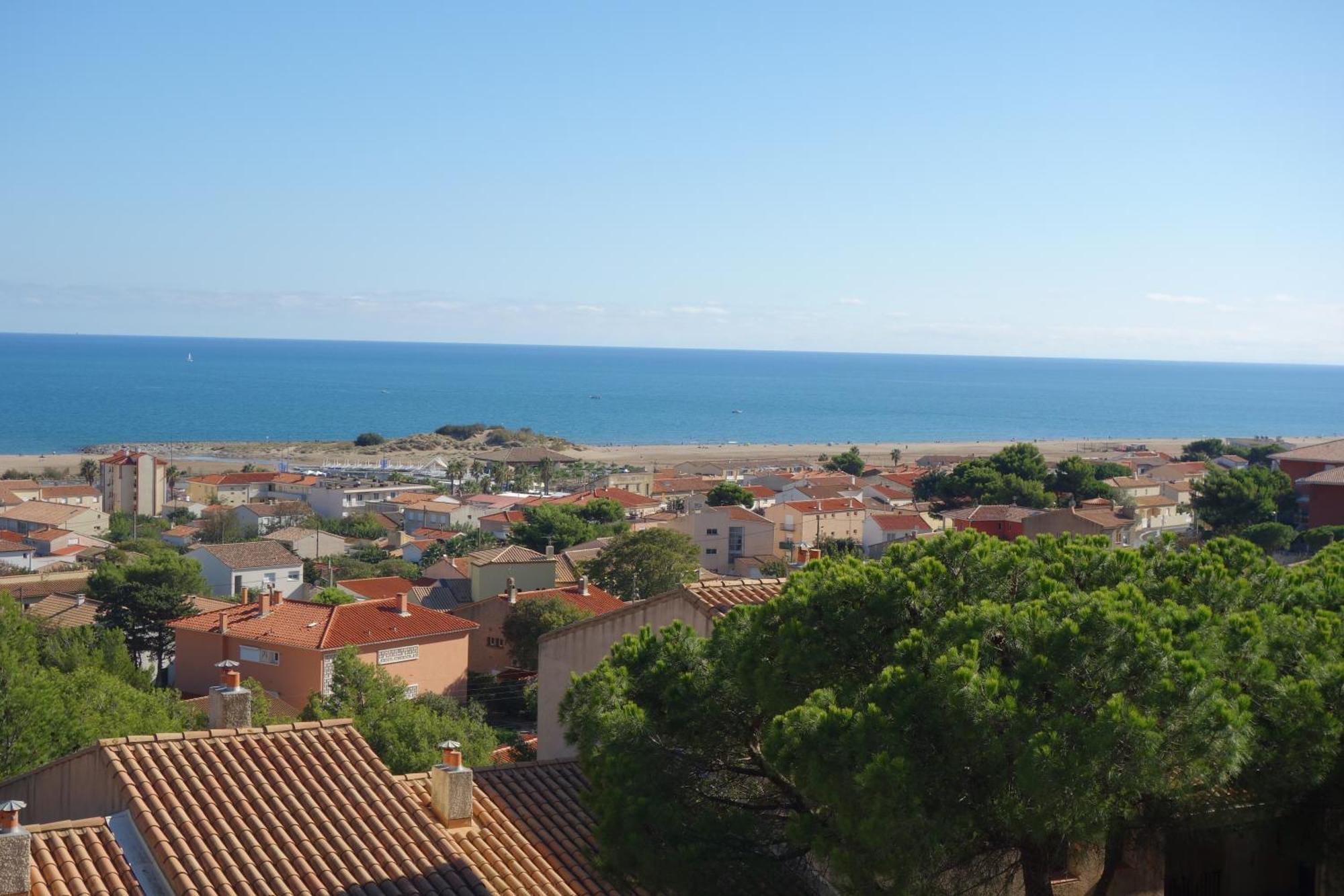 Ulvf Les Romarins Aparthotel Fleury  Εξωτερικό φωτογραφία